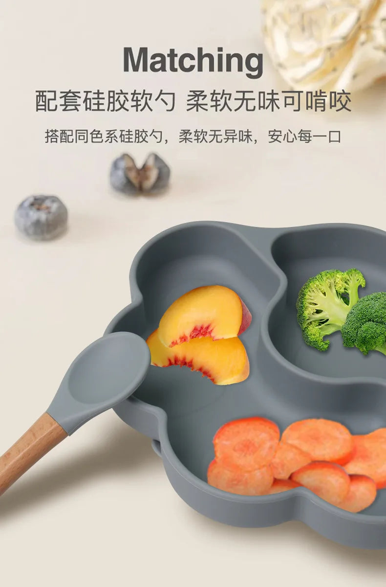 Paw shaped silicone bowl
